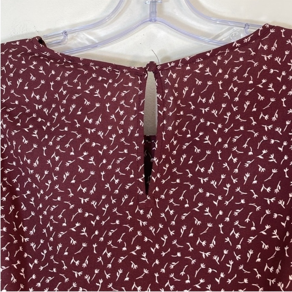 Paper Crane Boho Floral Blouse. Medium. NWT. - Picture 9 of 10